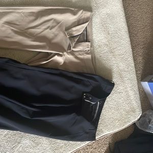 Two pairs women’s pants one capri one full length apartment nine size 10 great